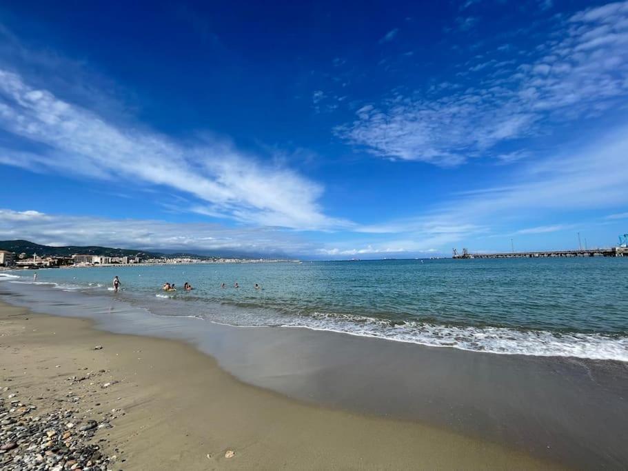 Winter Apartment วาโด ลีกูเร ภายนอก รูปภาพ